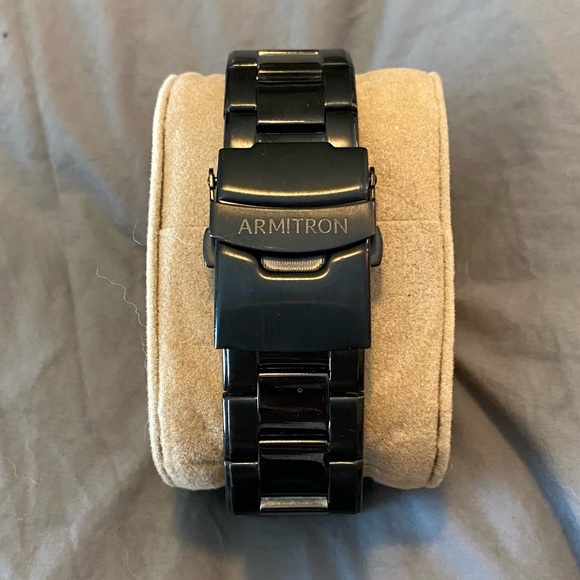 Armitron Solar Watch - Picture 2 of 3